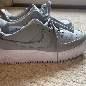 Nike Air Force 1 Sage Low